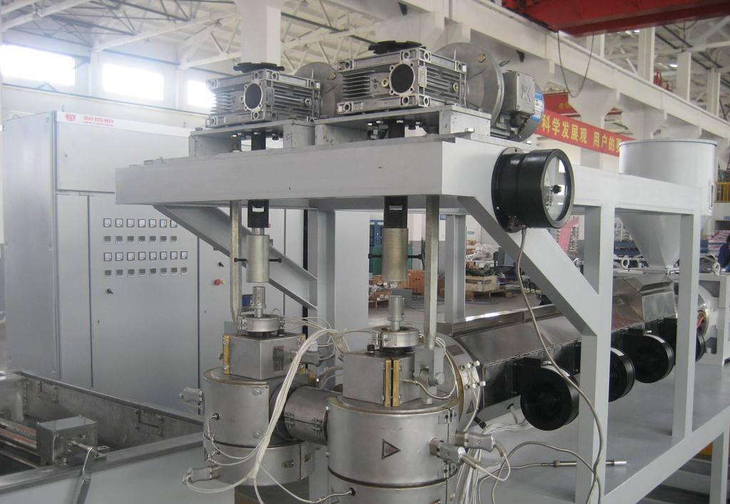 塑料麻豆APP在线观看設備安裝調試